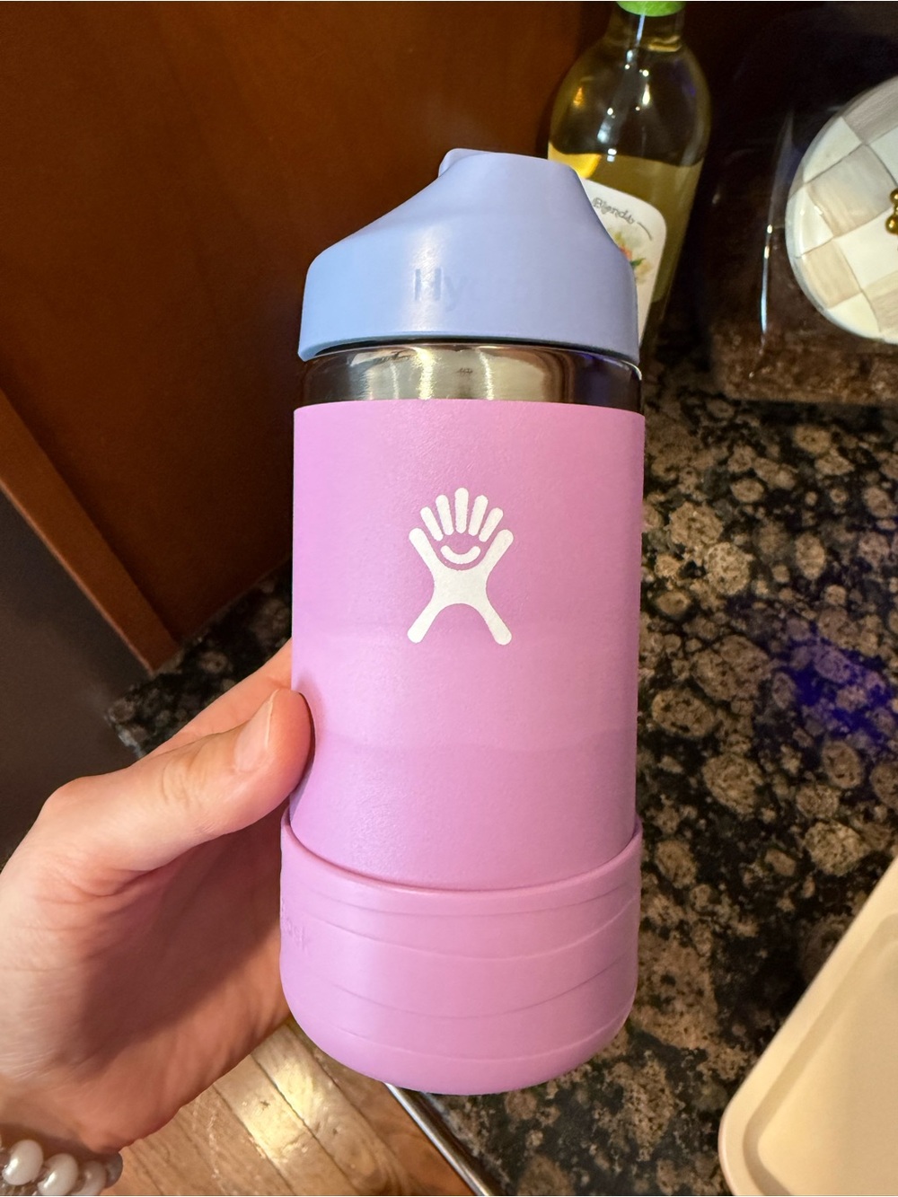 Hydro Flask-style water bottle